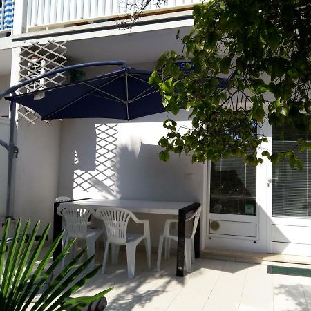 Villa Flora Grado Exterior photo